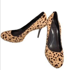 Tory Burch Cheetah Animal Pattern Heels w/ Concealed Platform Bovine Hair Sz 7.5